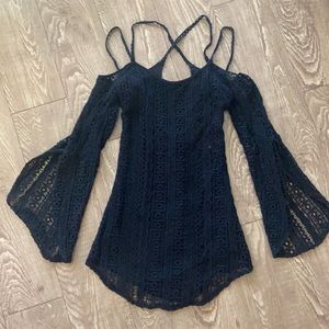 🍑 5 FOR $25 SALE Cold Shoulder Boho Top